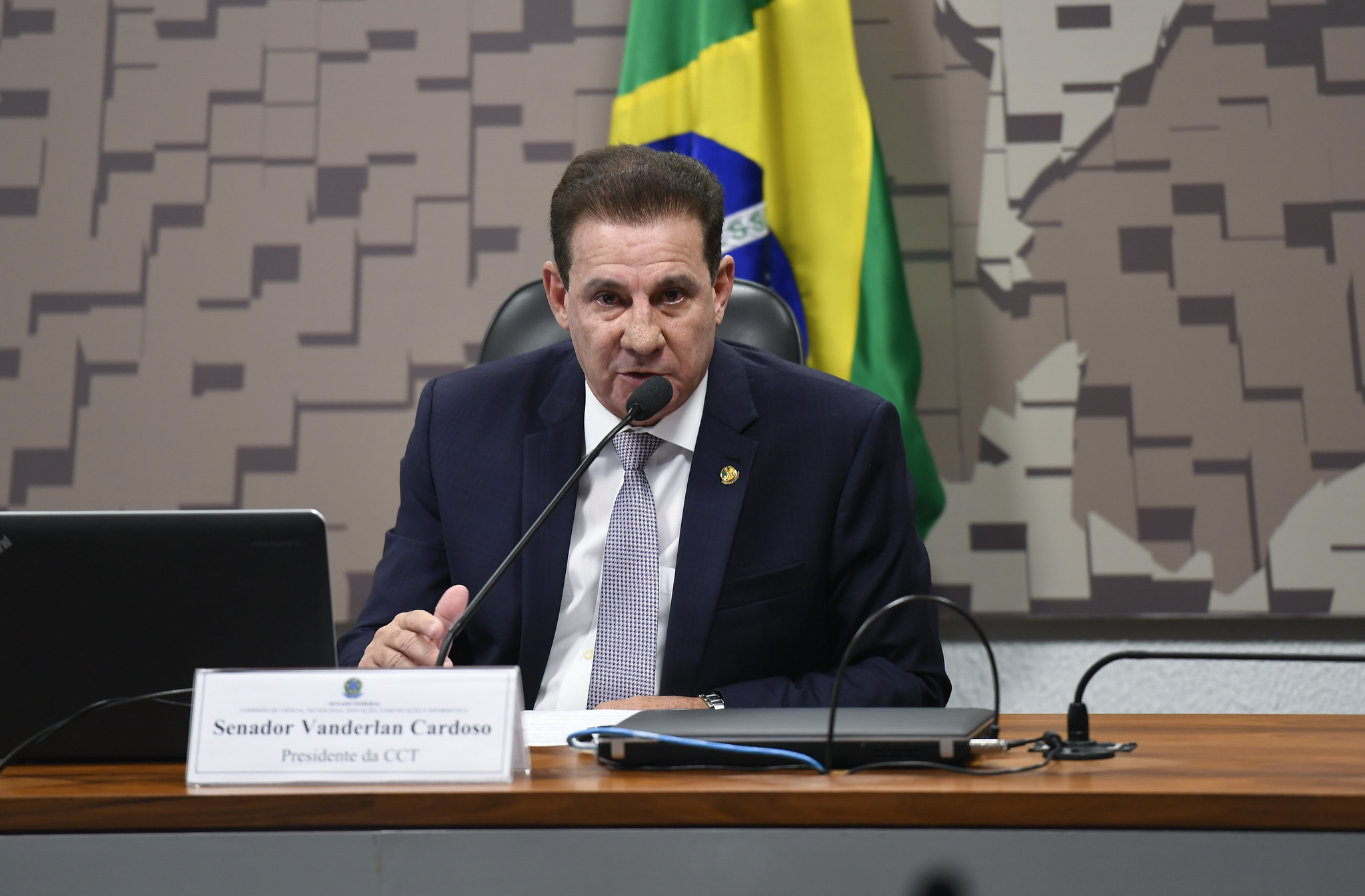 Senadir Vanderlan Cardoso defende a ampliação da desoneração
